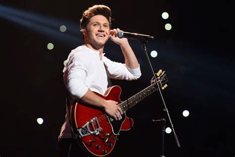 Niall Horan’s ‘Heartbreak Weather’ Tour: A Storm of Emotions and Musical Brilliance!