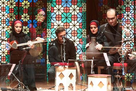  Xanthe's Tehran Triumph: A Celebration of Persian Music and Modernity!