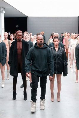 Yeezy Fashion Show: Một Bão Tố Sành Điệu Và Những Chiếc Váy Quá Dám!